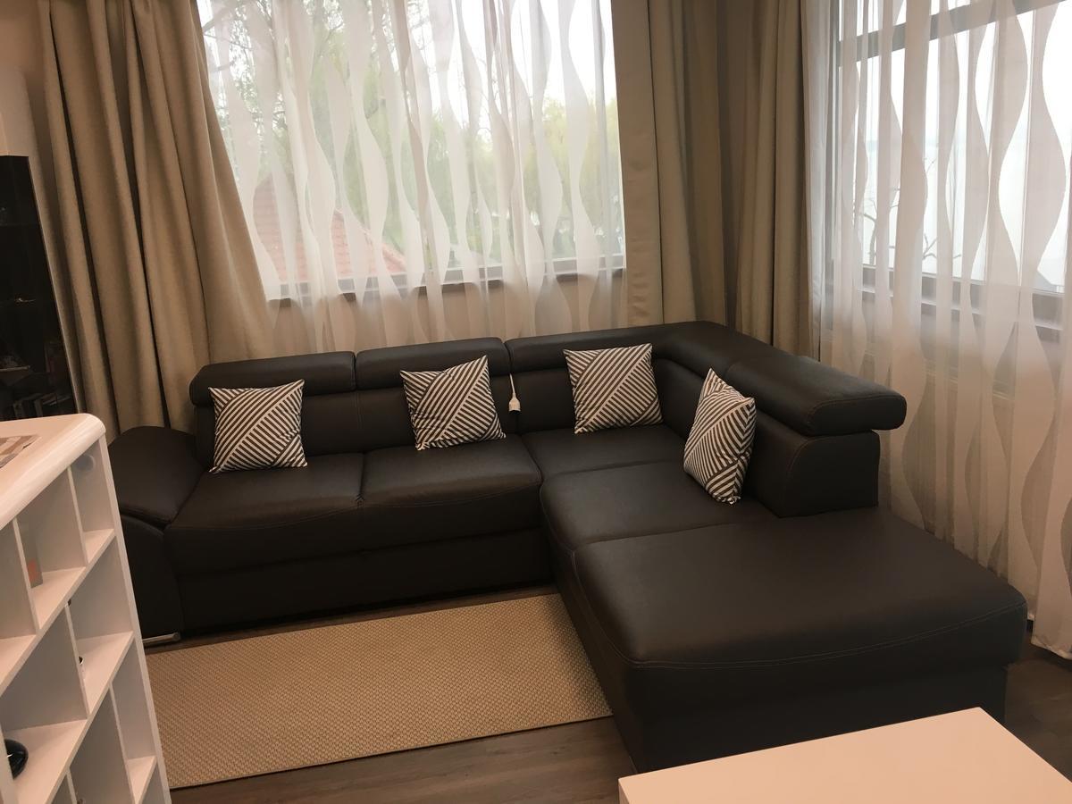 Calypso Lakeside Rooms & Lux Apartments Siofok Ngoại thất bức ảnh